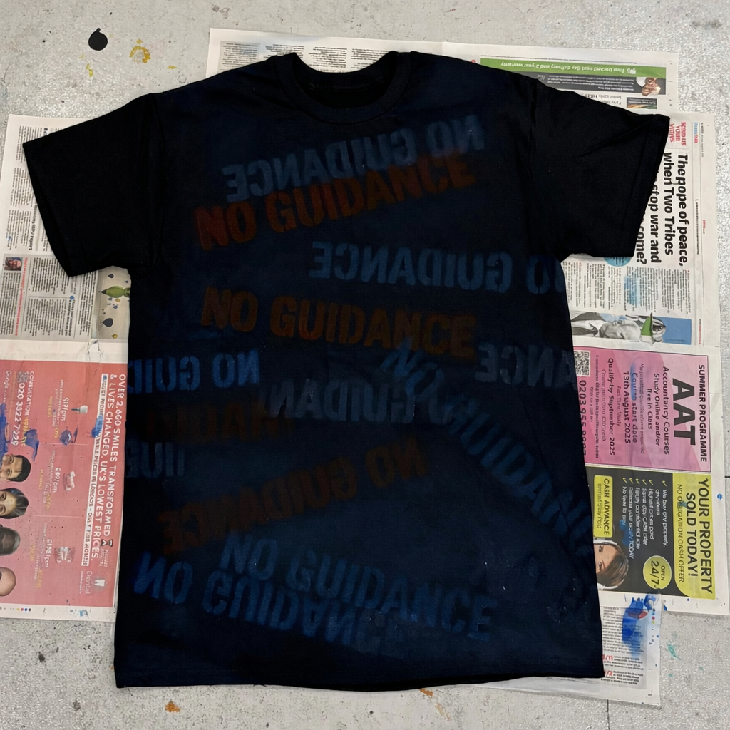 “NO GUIDANCE” AIRBRUSH TEE