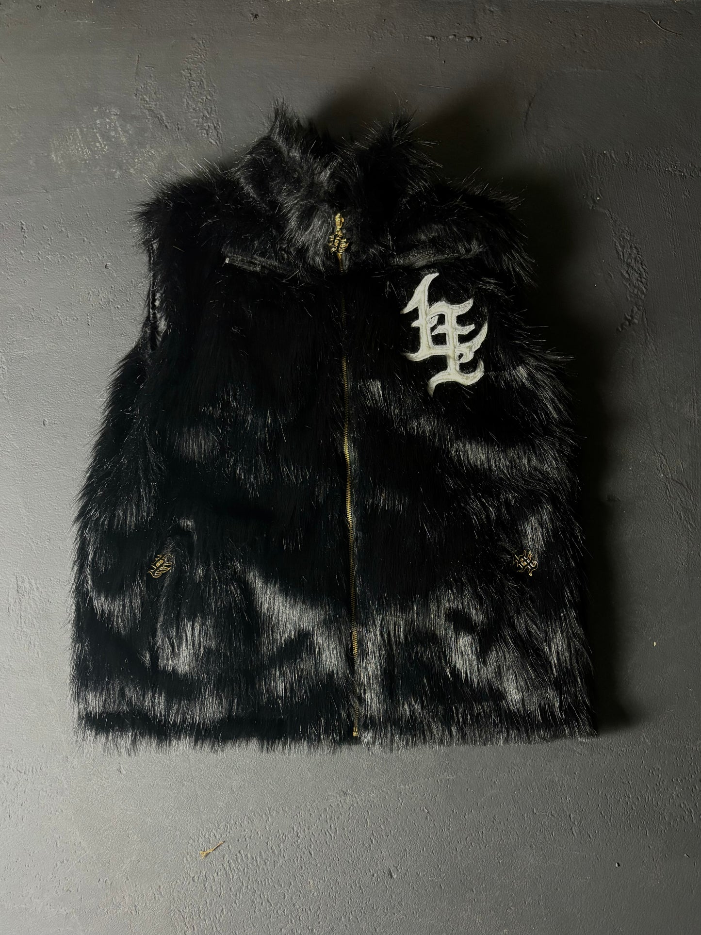 BLACK "IDOLS" FAUX FUR VEST